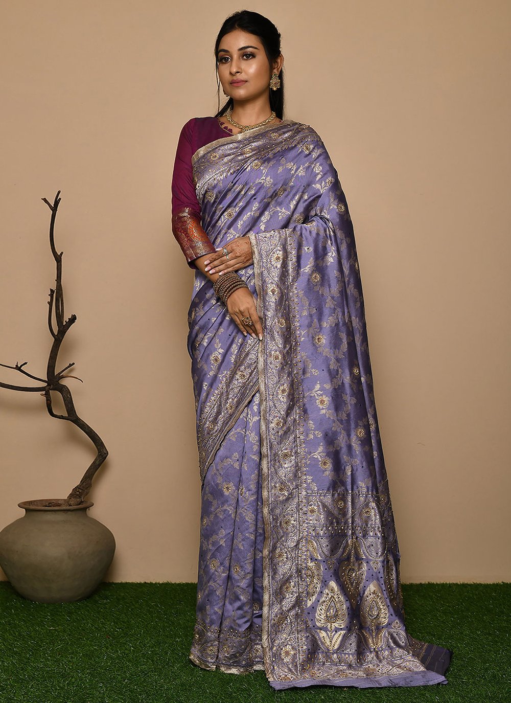 Classic Kanjivaram Silk Mauve Hand Work Saree