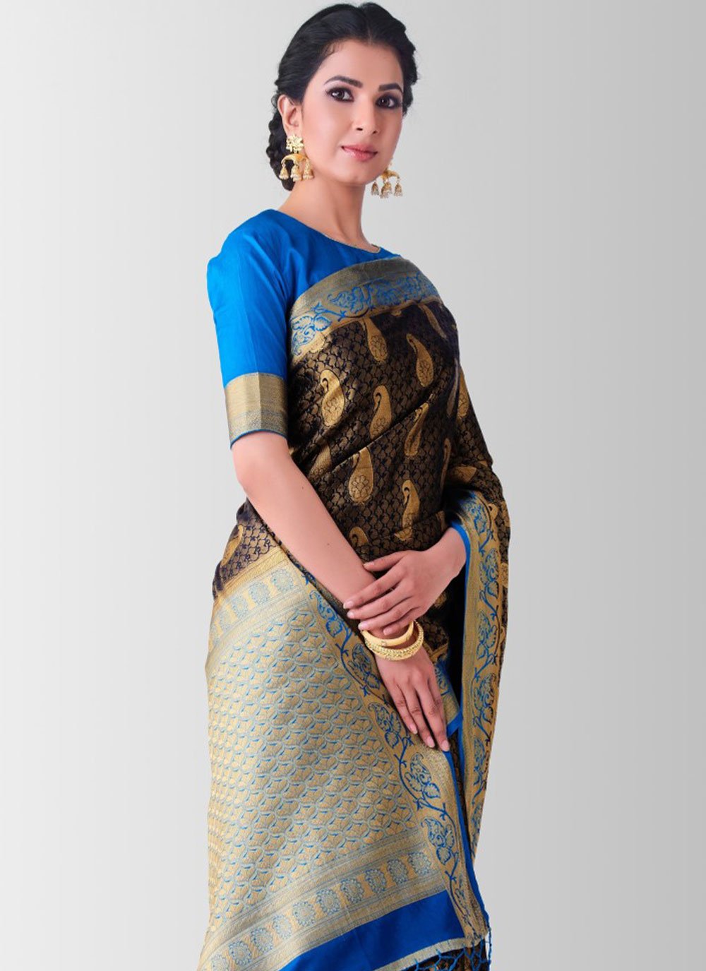 Trendy Saree Kanjivaram Silk Brown Zari Saree