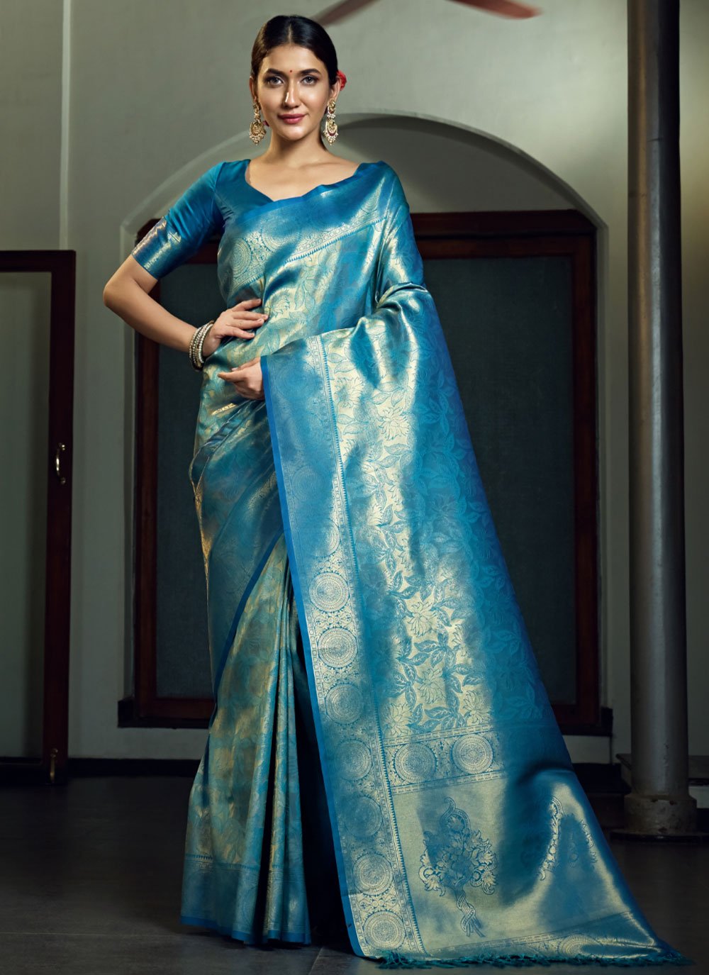 Classic Kanjivaram Silk Aqua Blue Weaving Saree