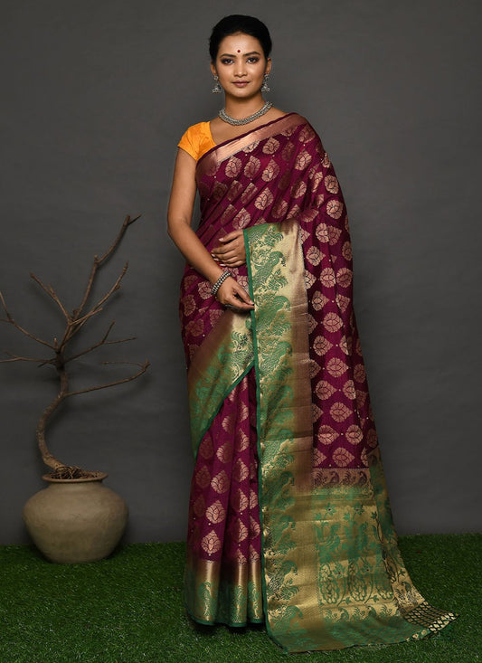 Classic Kanjivaram Silk Maroon Weaving Saree