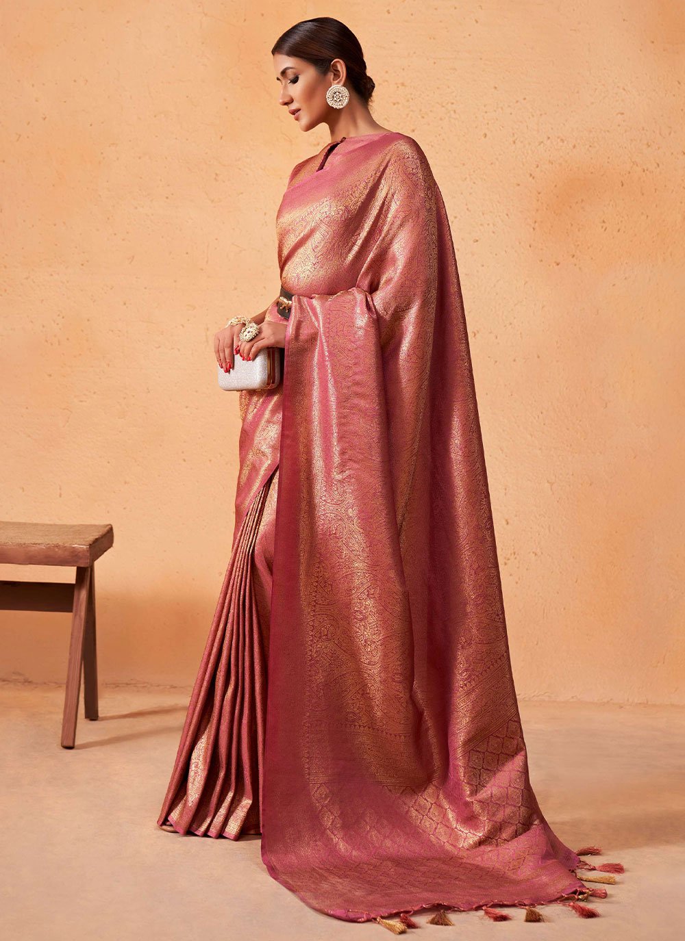 Contemporary Kanjivaram Silk Pink Weaving Saree