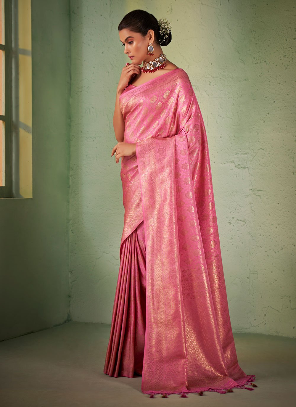 Contemporary Kanjivaram Silk Pink Weaving Saree