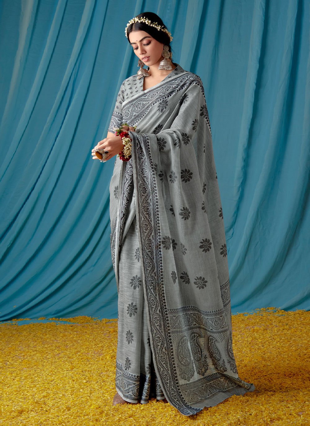 Contemporary Linen Grey Lucknowi Work Saree