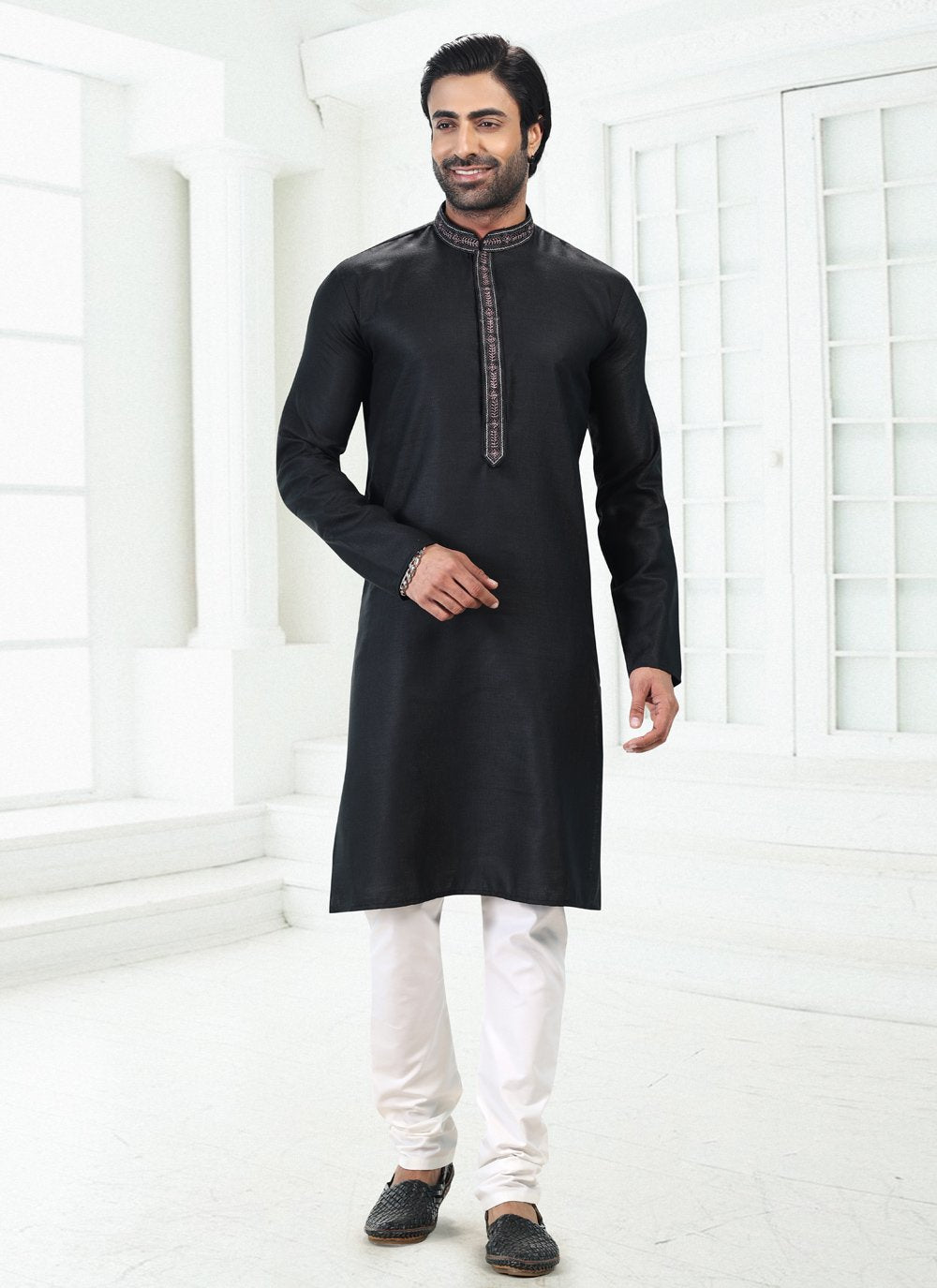 Kurta Pyjama Cotton Linen Black Thread Mens