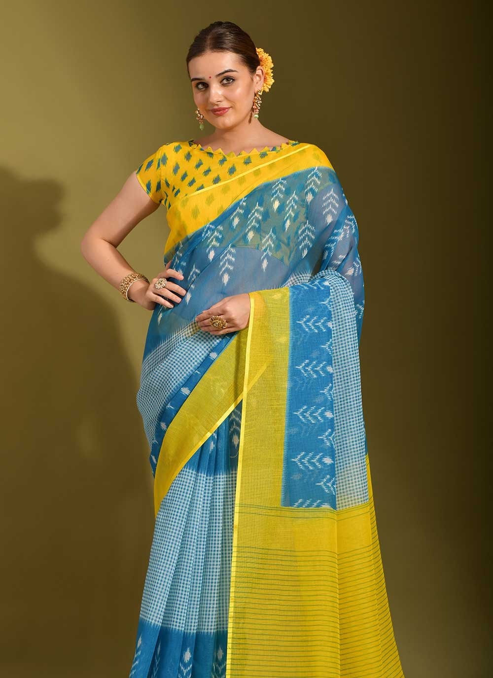 Trendy Saree Linen Yellow Digital Print Saree