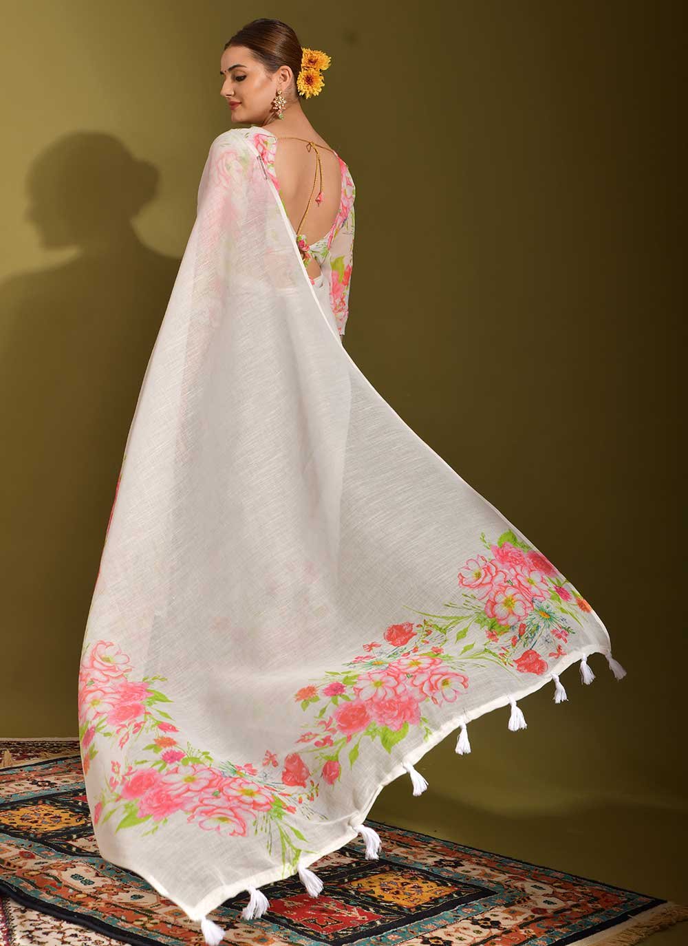 Trendy Saree Linen White Print Saree