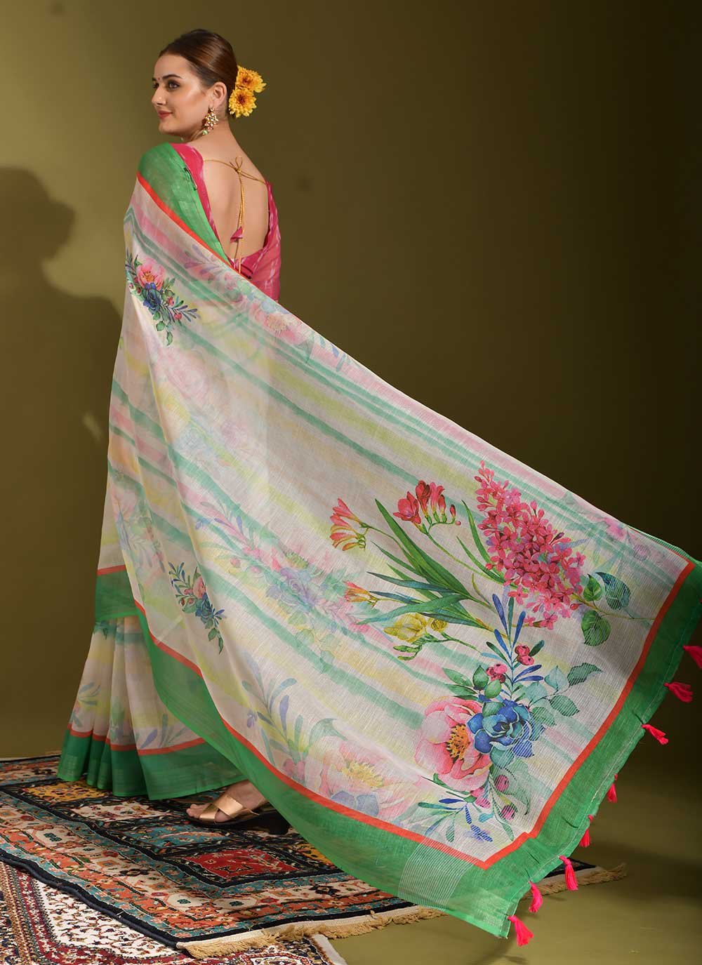 Classic Linen White Print Saree