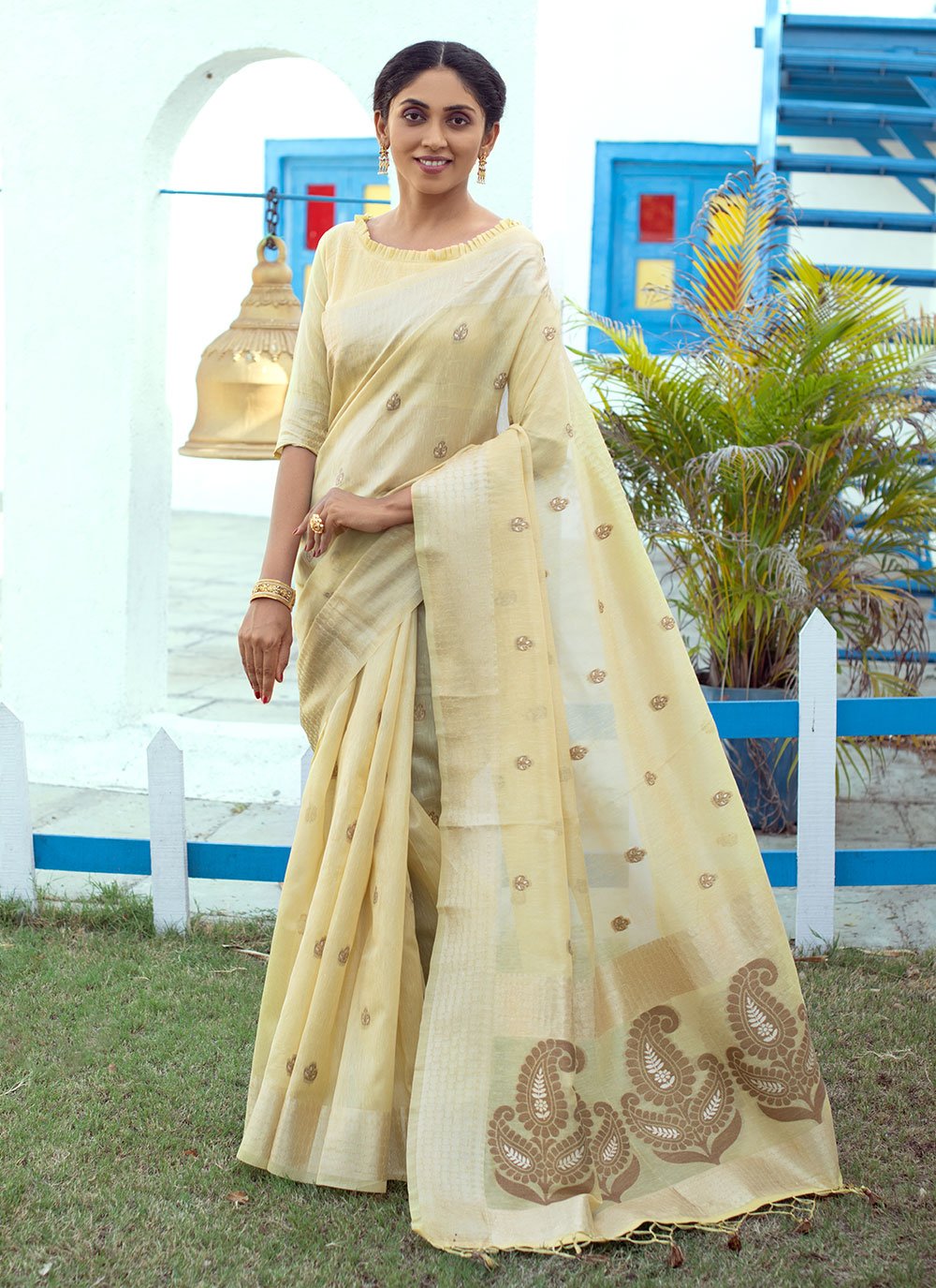 Classic Linen Tissue Yellow Woven Saree