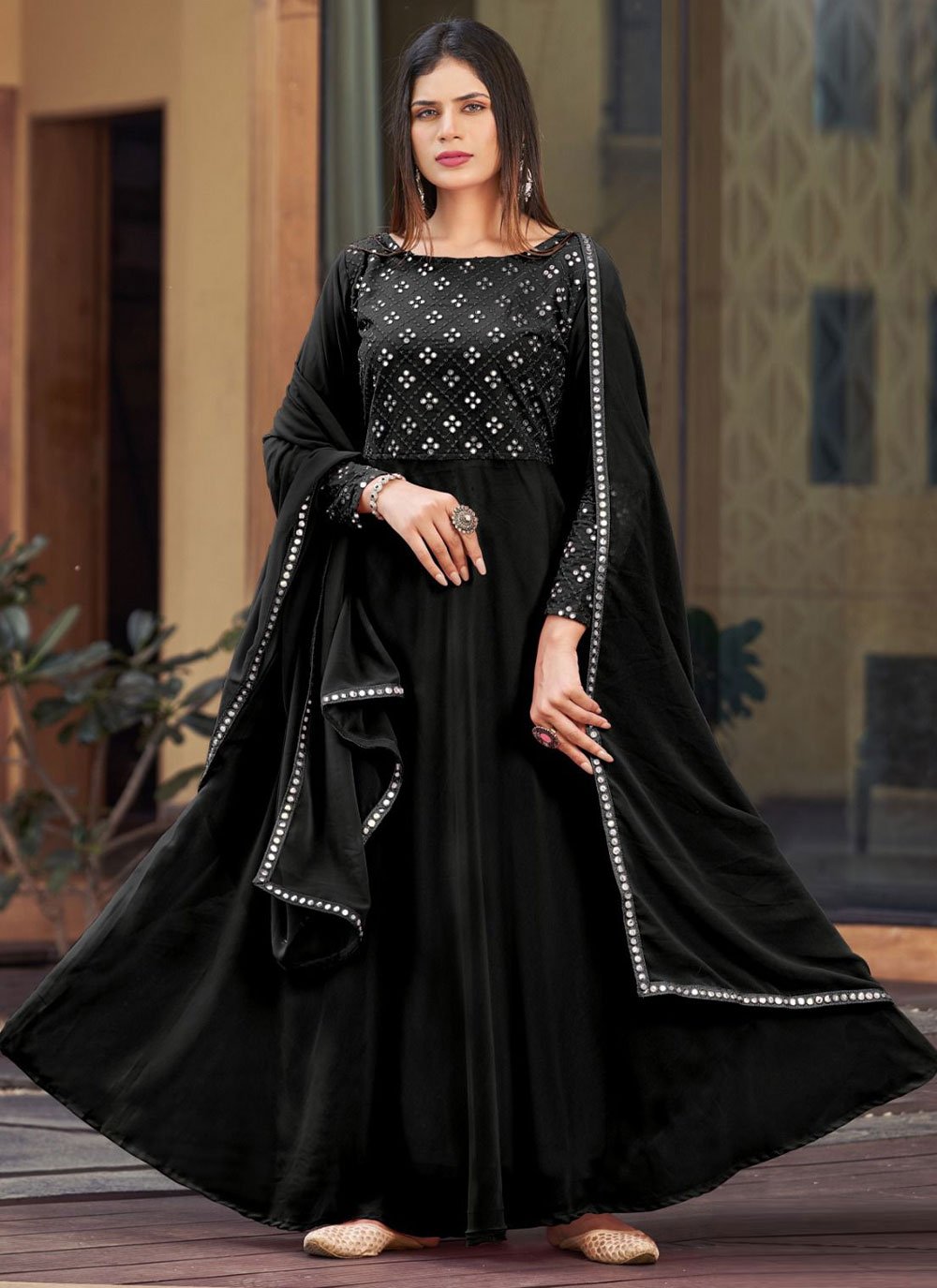 Floor Lenght Salwar Suit Georgette Black Mirror Salwar Kameez