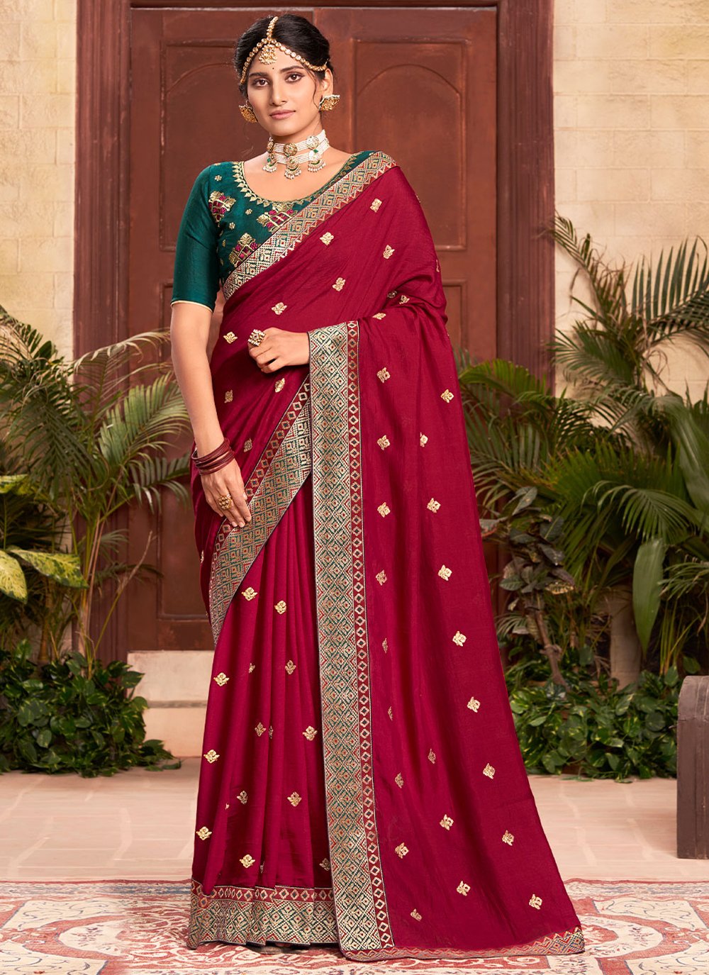 Trendy Saree Silk Magenta Embroidered Saree