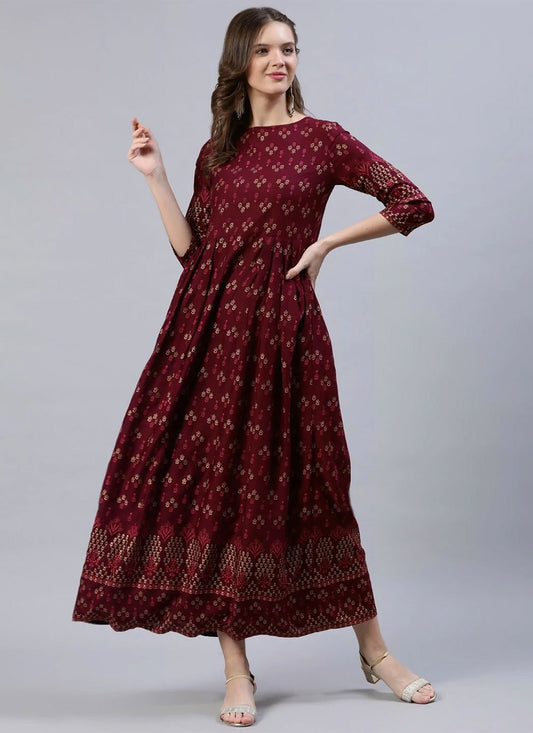 Casual Kurti Rayon Viscose Maroon Print Kurtis