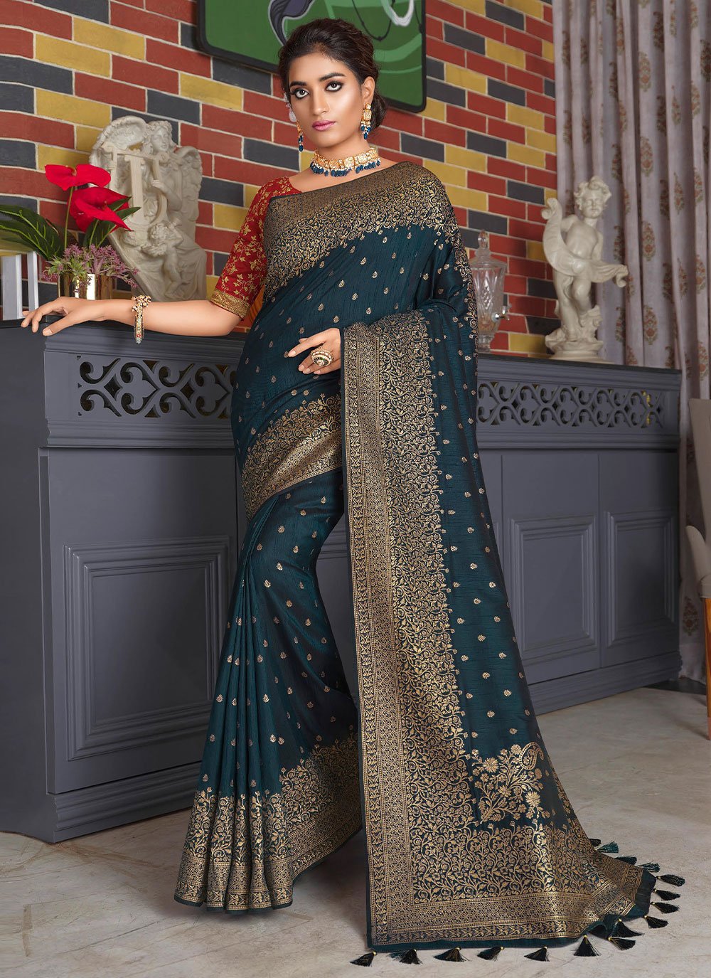 Designer Silk Morpeach Patch Border Saree