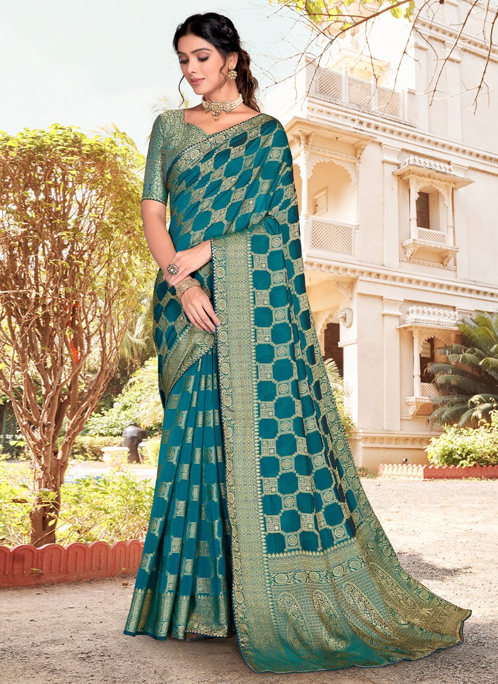 Contemporary Silk Morpeach Patch Border Saree