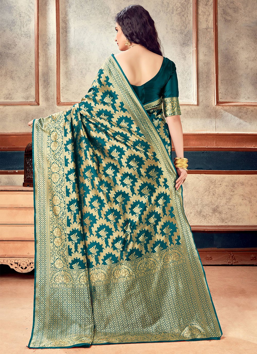 Trendy Saree Silk Morpeach Weaving Saree