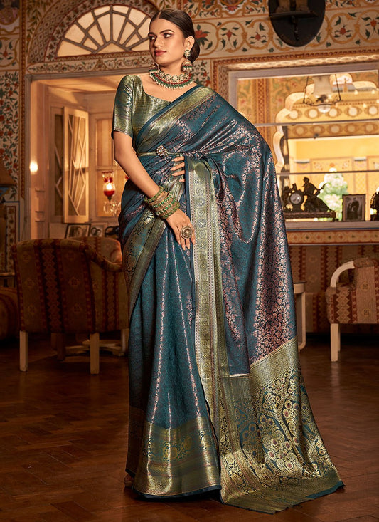 Contemporary Kanjivaram Silk Morpeach Zari Saree