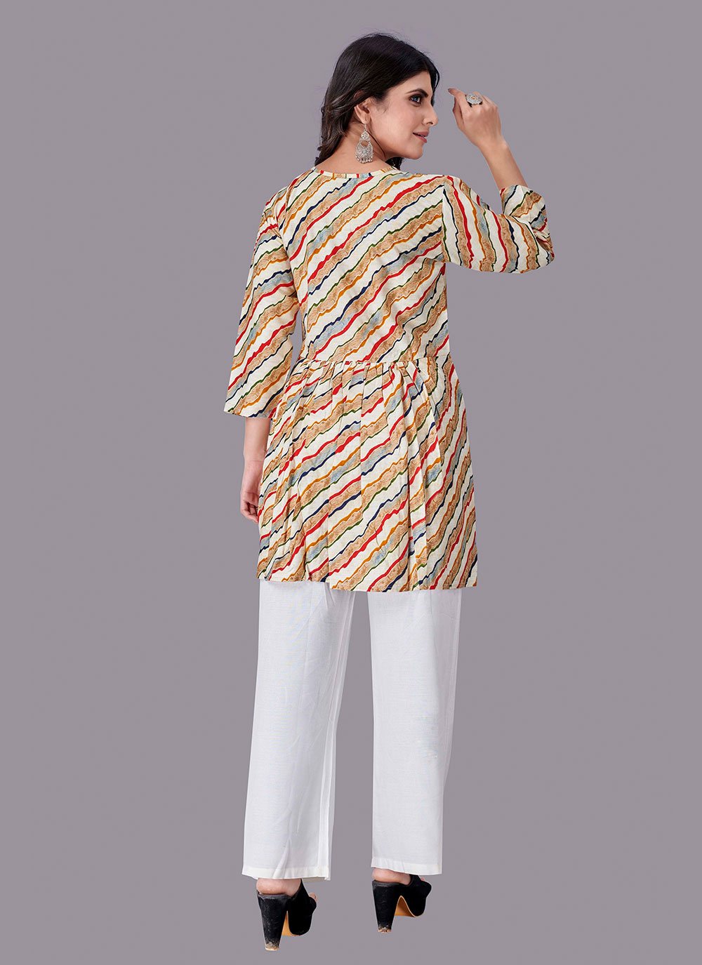 Casual Kurti Rayon Multi Colour Foil Print Kurtis