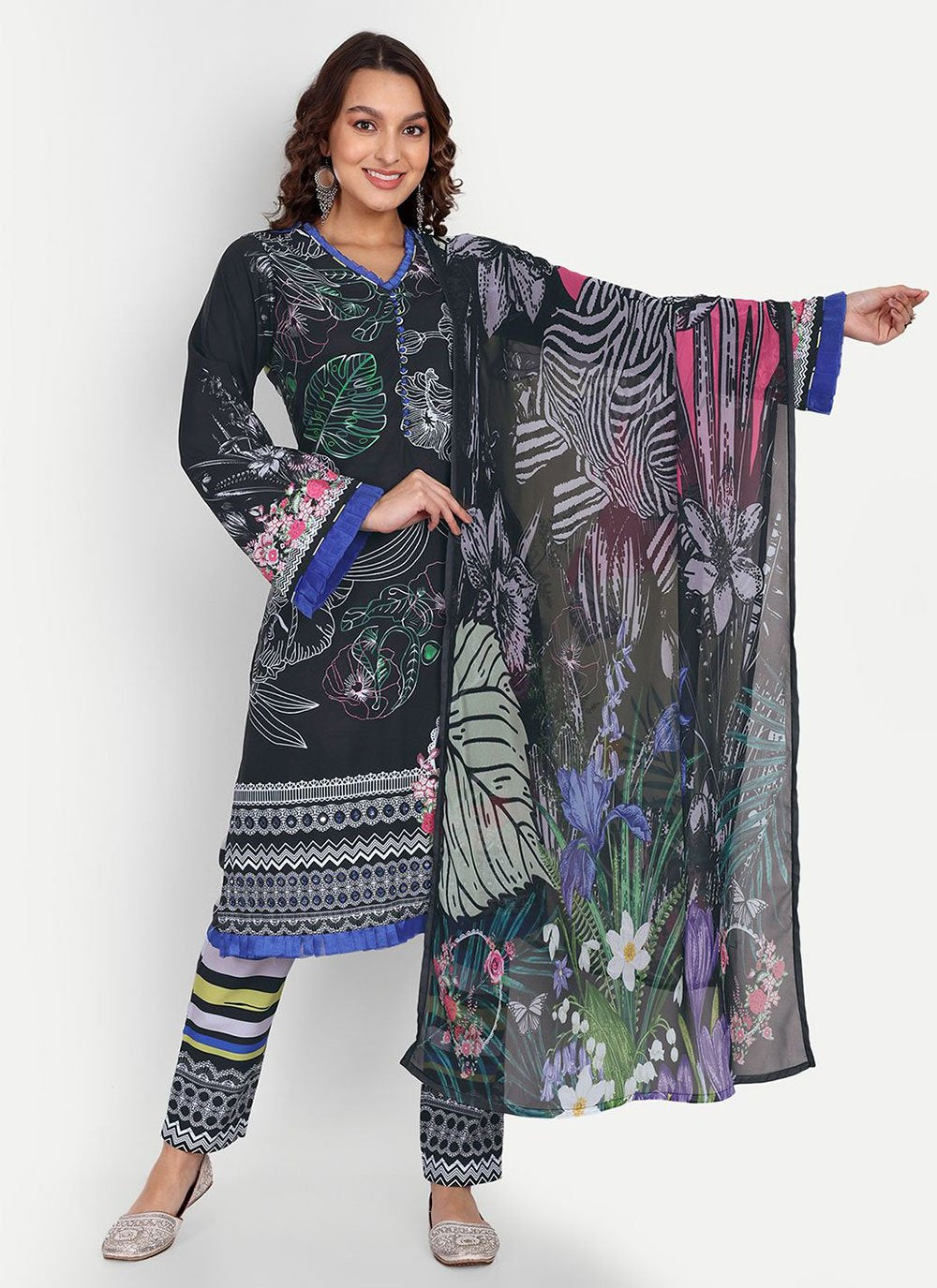 Salwar Suit Muslin Black Digital Print Salwar Kameez