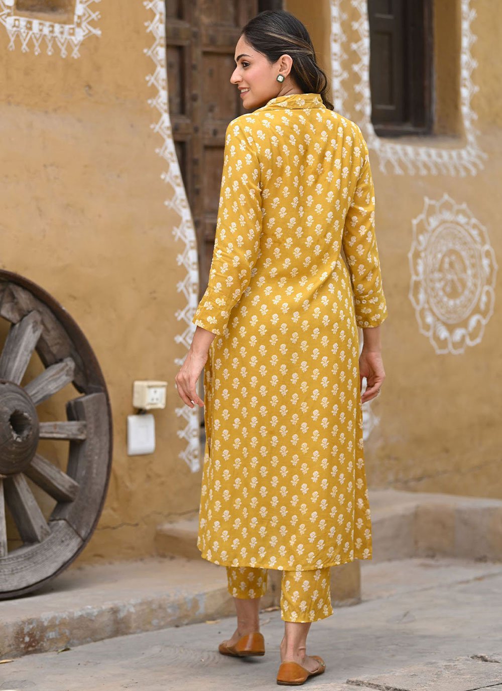 Casual Kurti Muslin Mustard Digital Print Kurtis