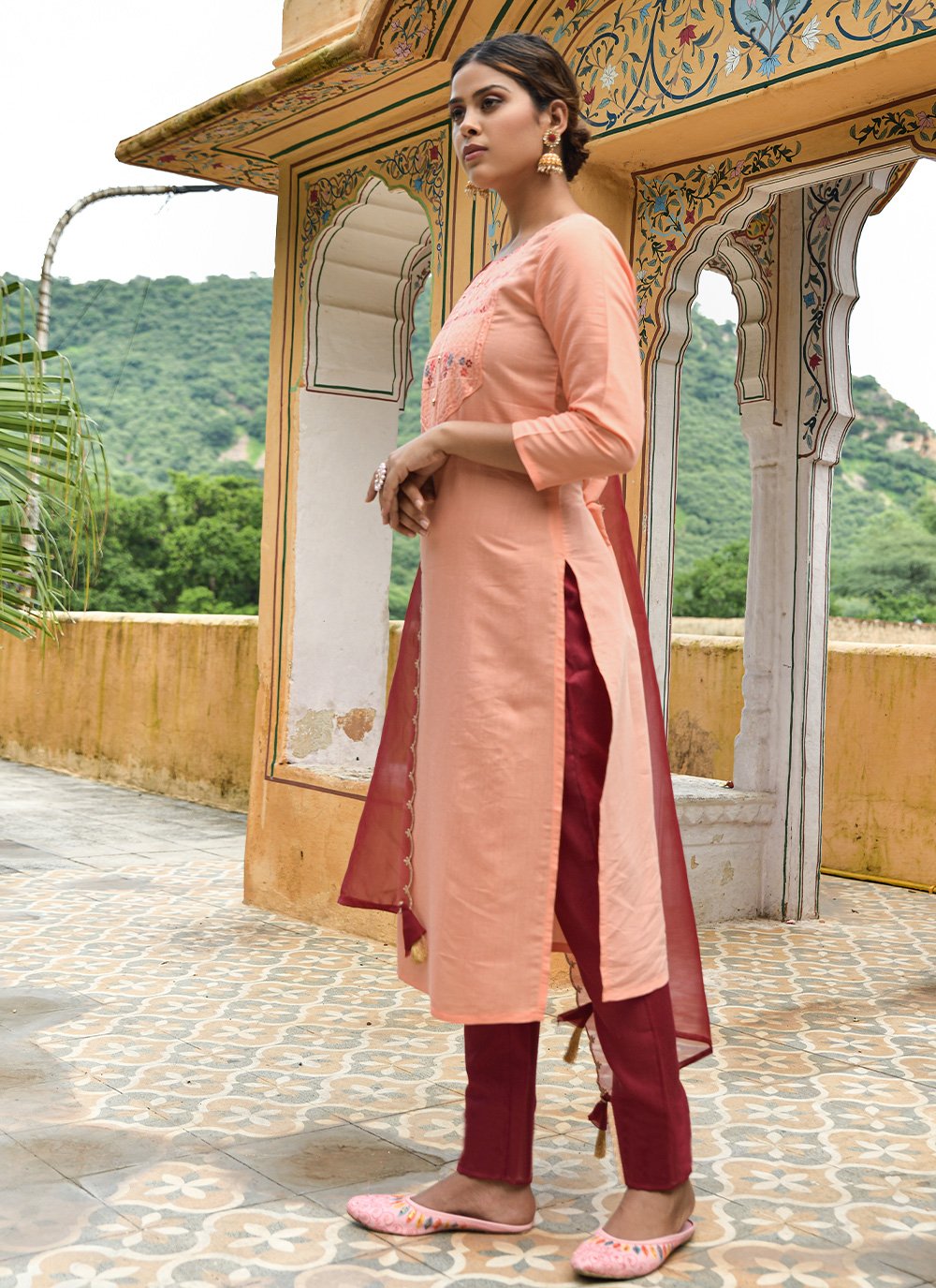 Salwar Suit Cotton Muslin Peach Embroidered Salwar Kameez