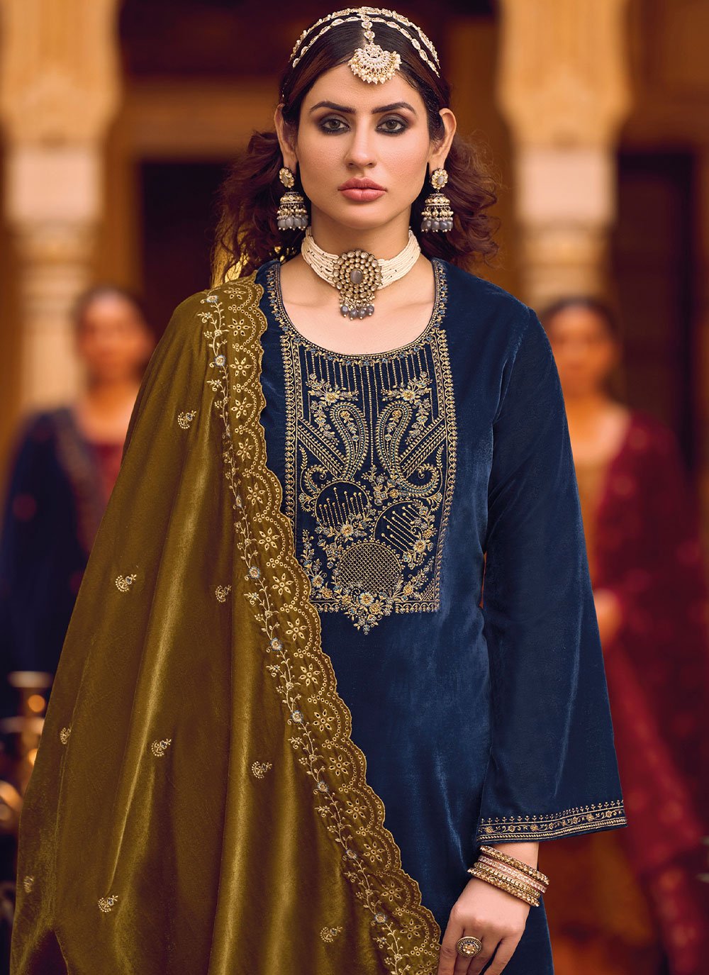 Salwar Suit Velvet Blue Embroidered Salwar Kameez