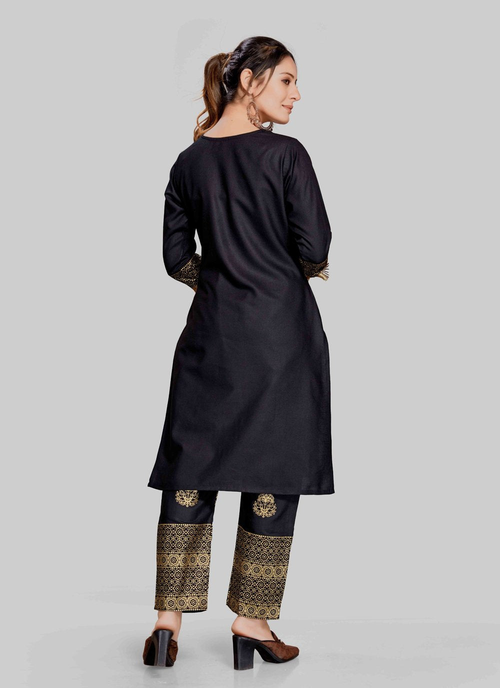 Pant Style Suit Blended Cotton Blue Print Salwar Kameez