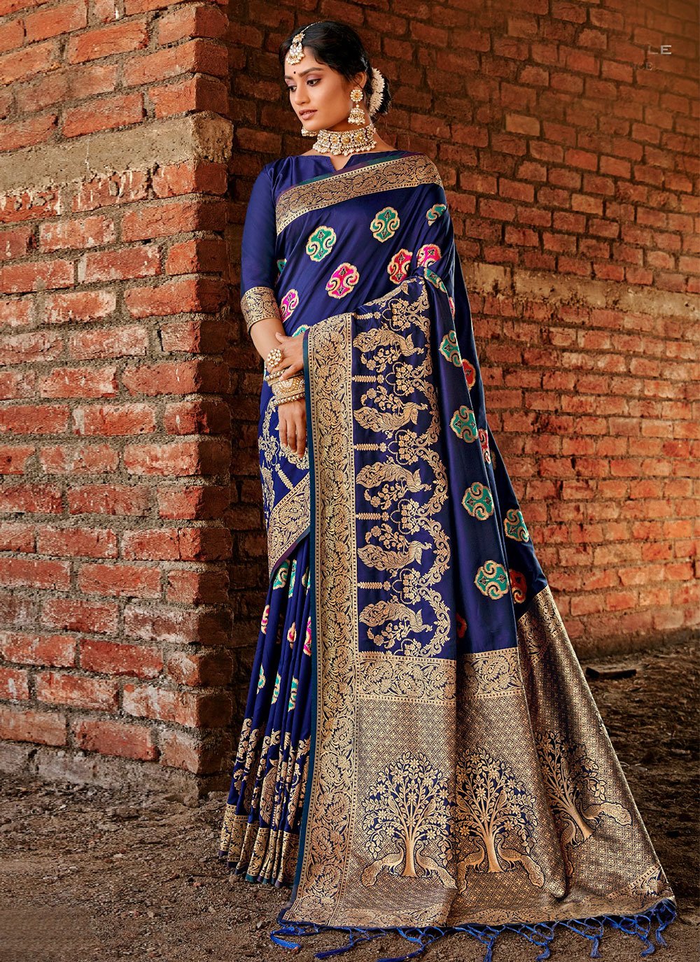 Classic Blended Cotton Blue Woven Saree