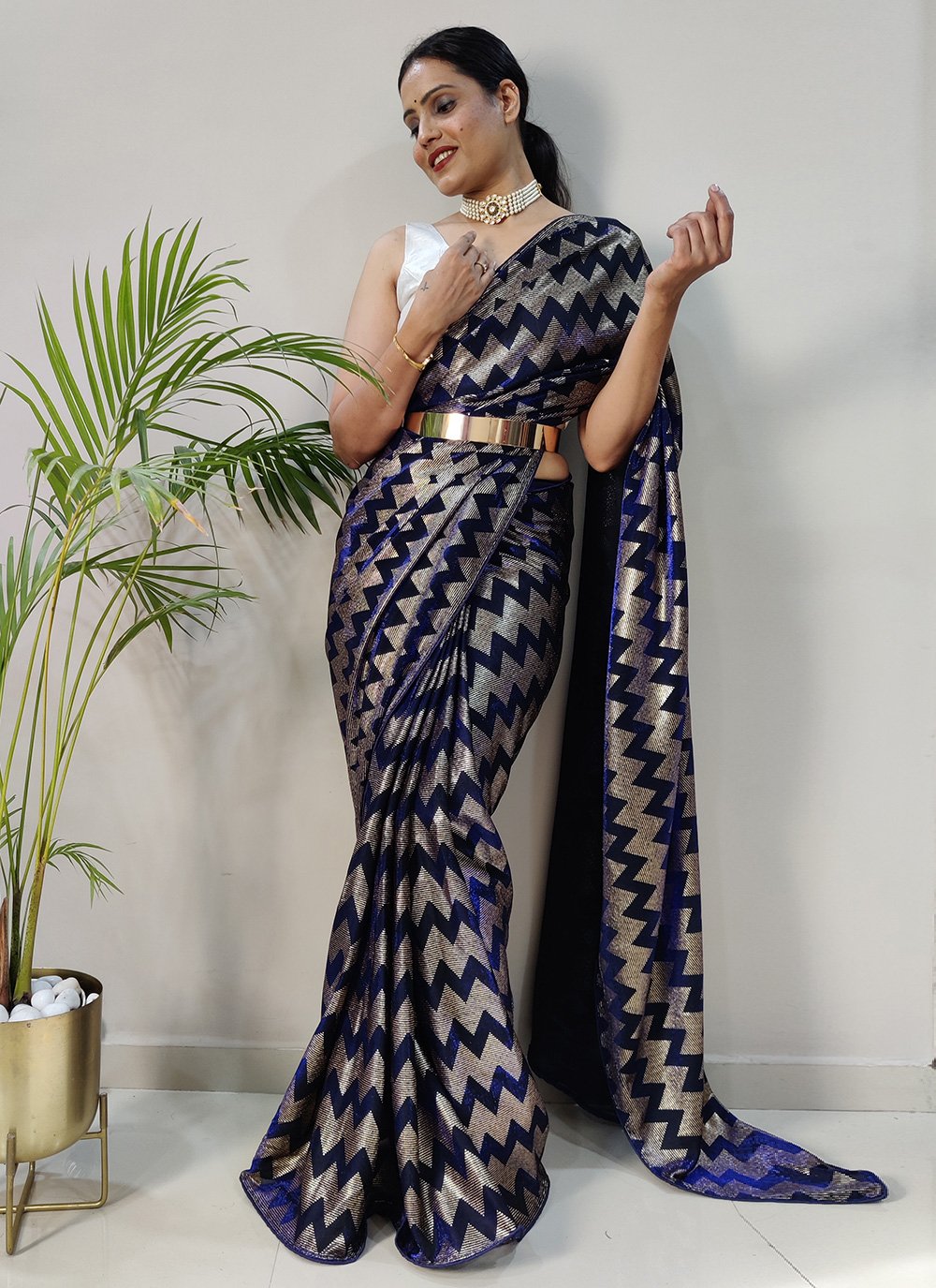 Trendy Saree Net Blue Foil Print Saree