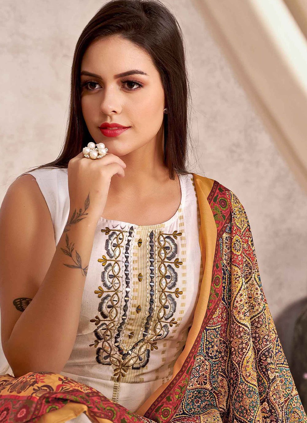 Party Wear Kurti Cotton Off White Digital Print Kurtis