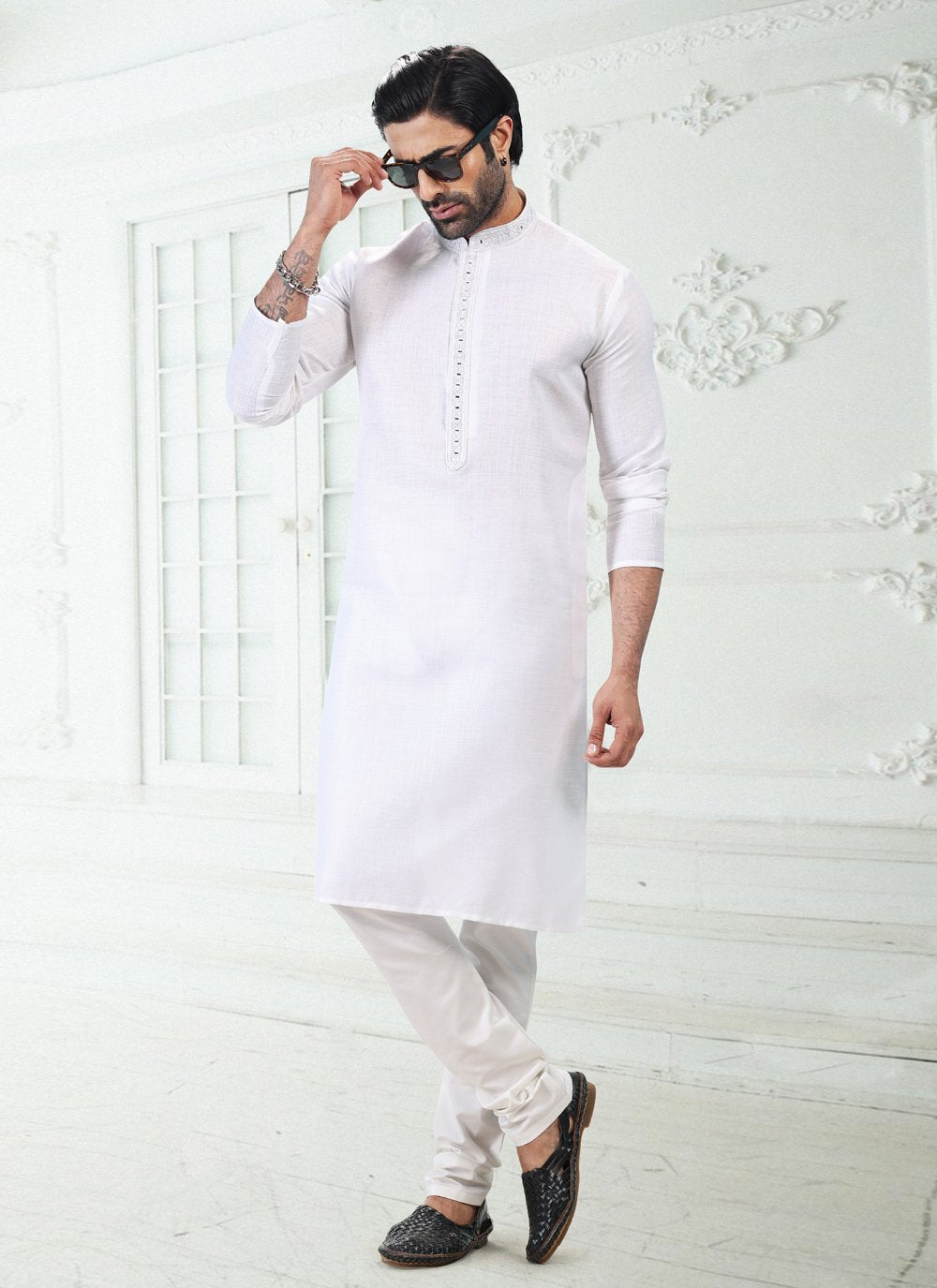 Kurta Pyjama Cotton Linen Off White Thread Mens