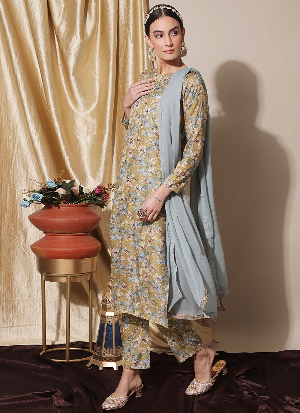 Pant Style Suit Muslin Green Digital Print Salwar Kameez