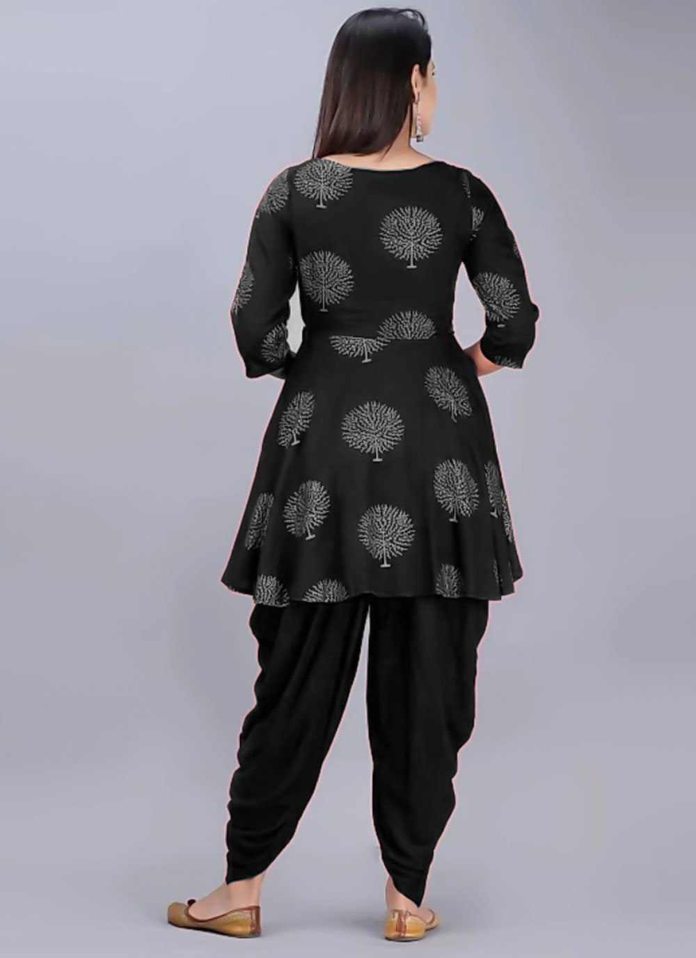 Party Wear Kurti Rayon Black Print Kurtis