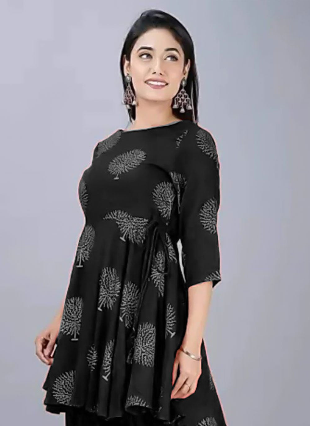 Party Wear Kurti Rayon Black Print Kurtis