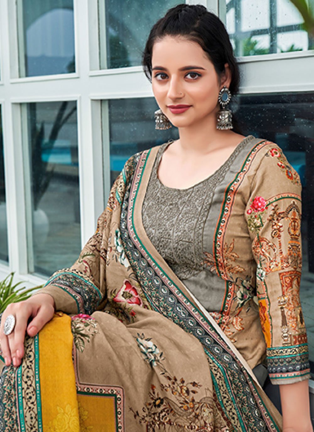 Trendy Suit Pashmina Grey Digital Print Salwar Kameez