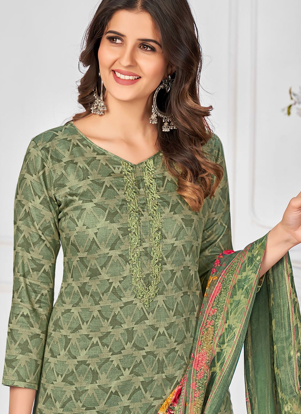 Salwar Suit Pashmina Green Embroidered Salwar Kameez