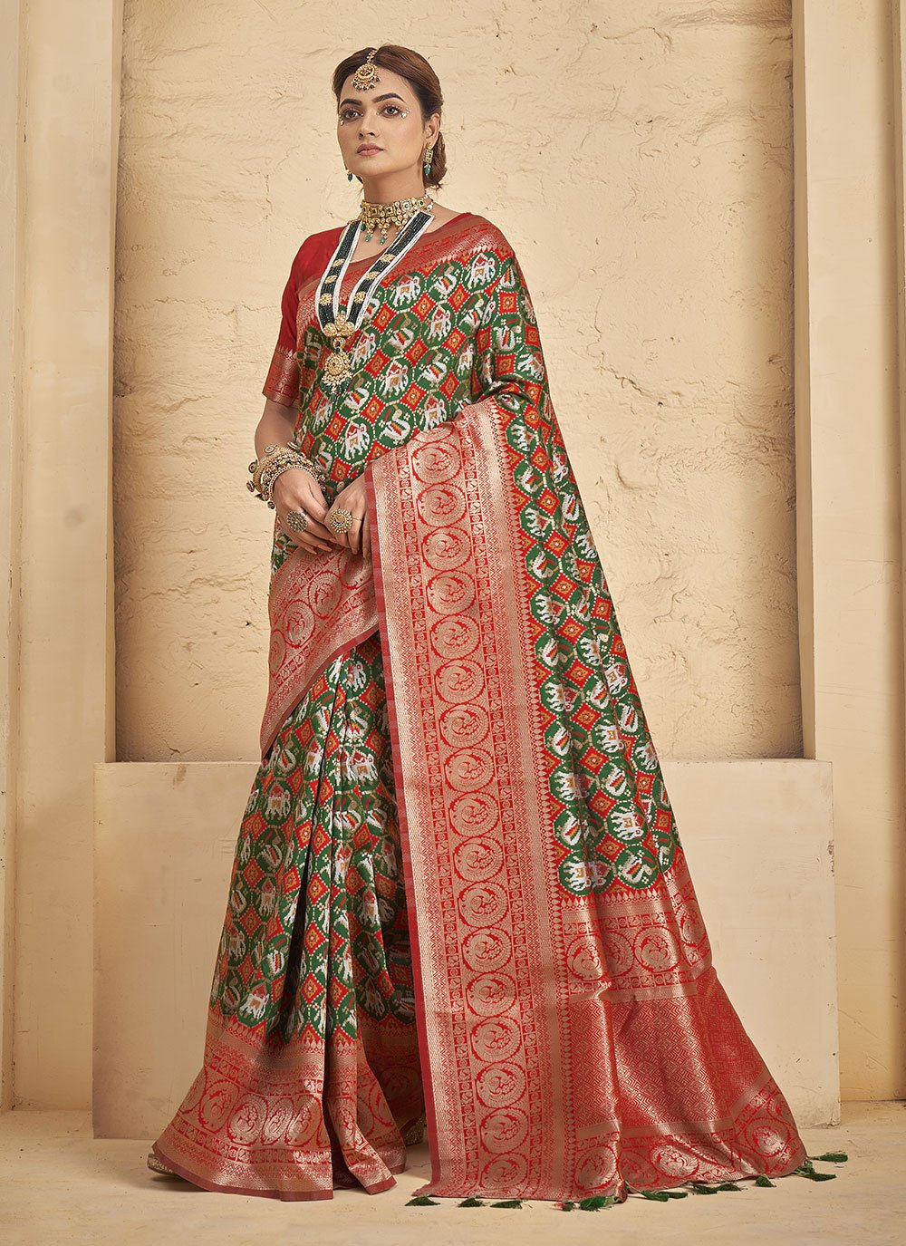 Traditional Saree Patola Silk Green Weaving Saree