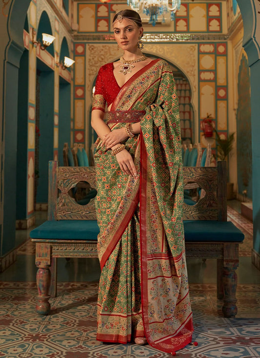 Trendy Saree Patola Silk Green Weaving Saree