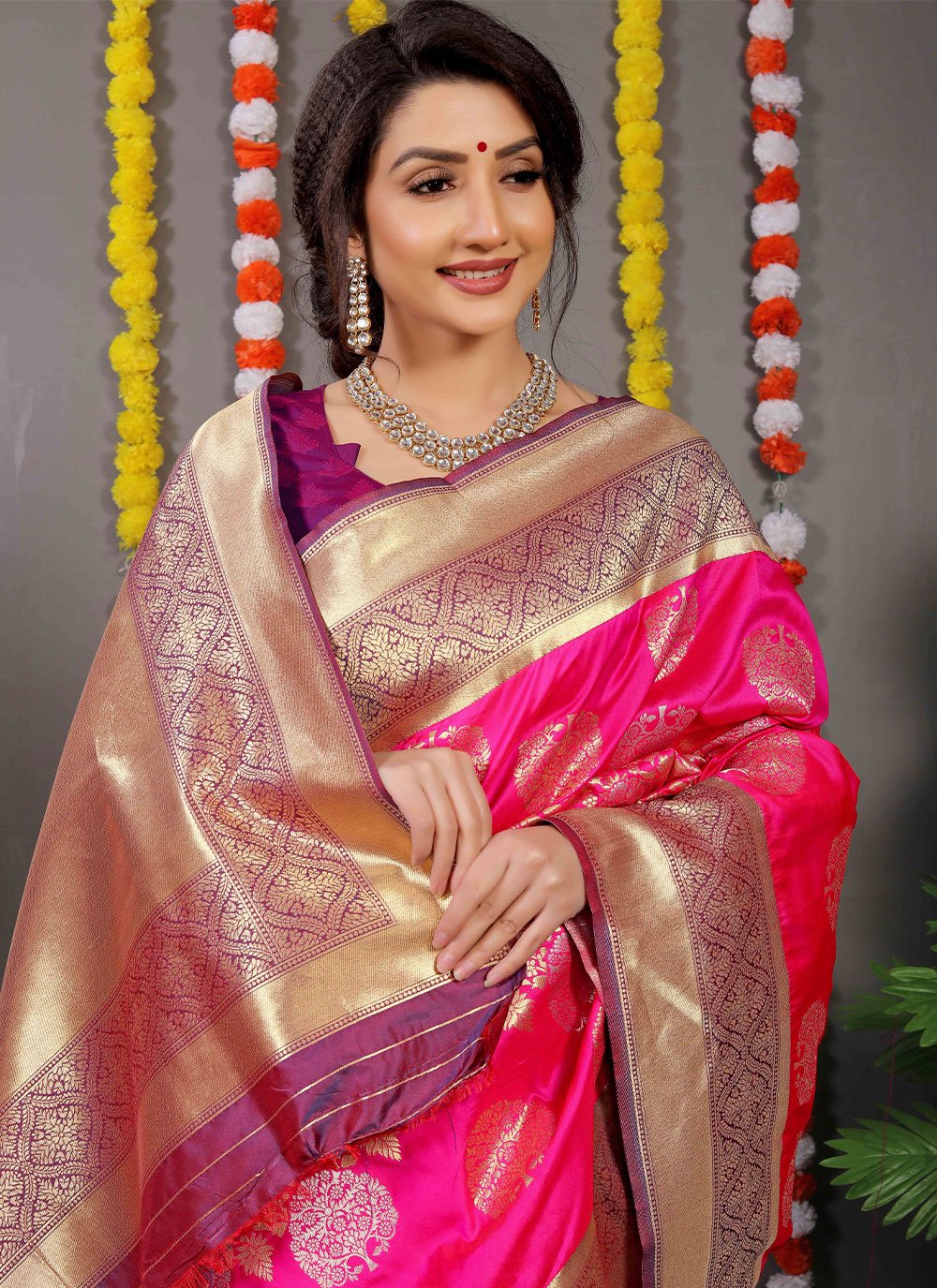 Contemporary Banarasi Silk Pink Weaving Saree