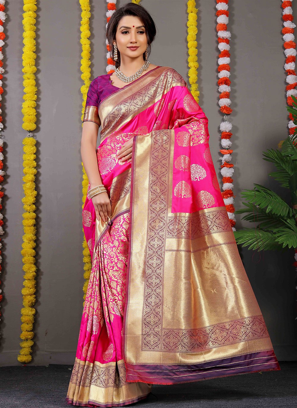 Contemporary Banarasi Silk Pink Weaving Saree