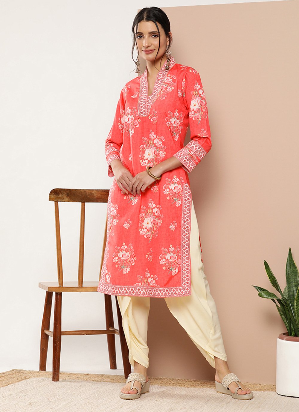 Party Wear Kurti Crepe Silk Pink Print Kurtis