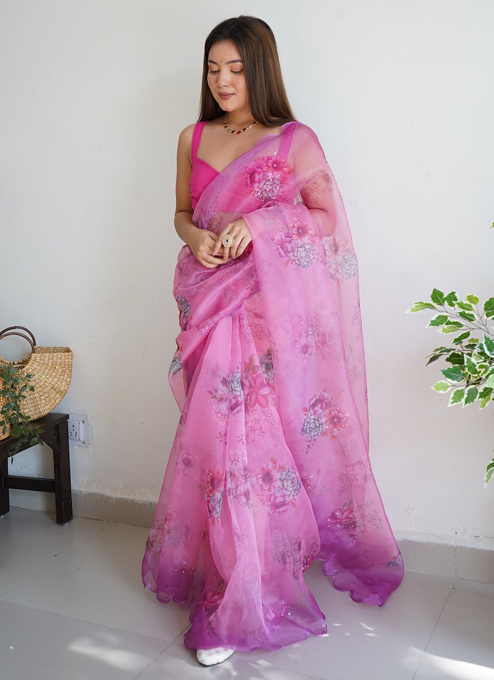 Trendy Saree Organza Pink Digital Print Saree