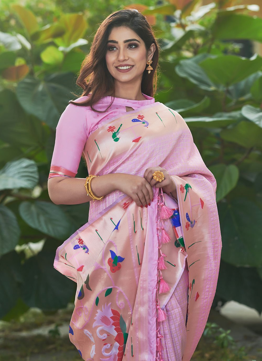 Trendy Saree Silk Pink Floral Patch Saree