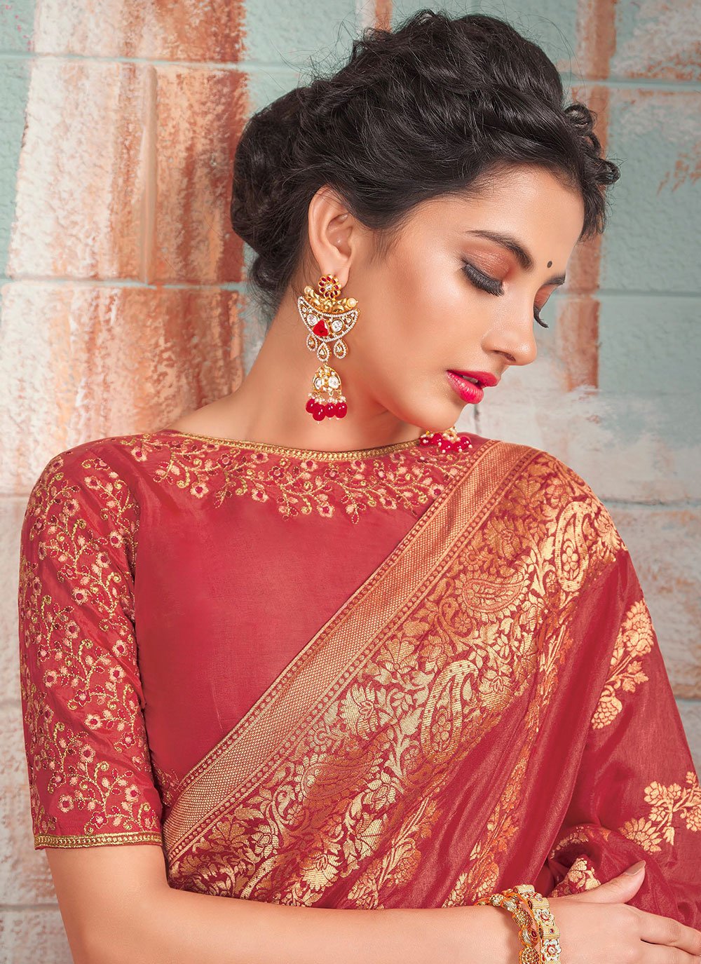 Classic Pure Dola Silk Pink Embroidered Saree