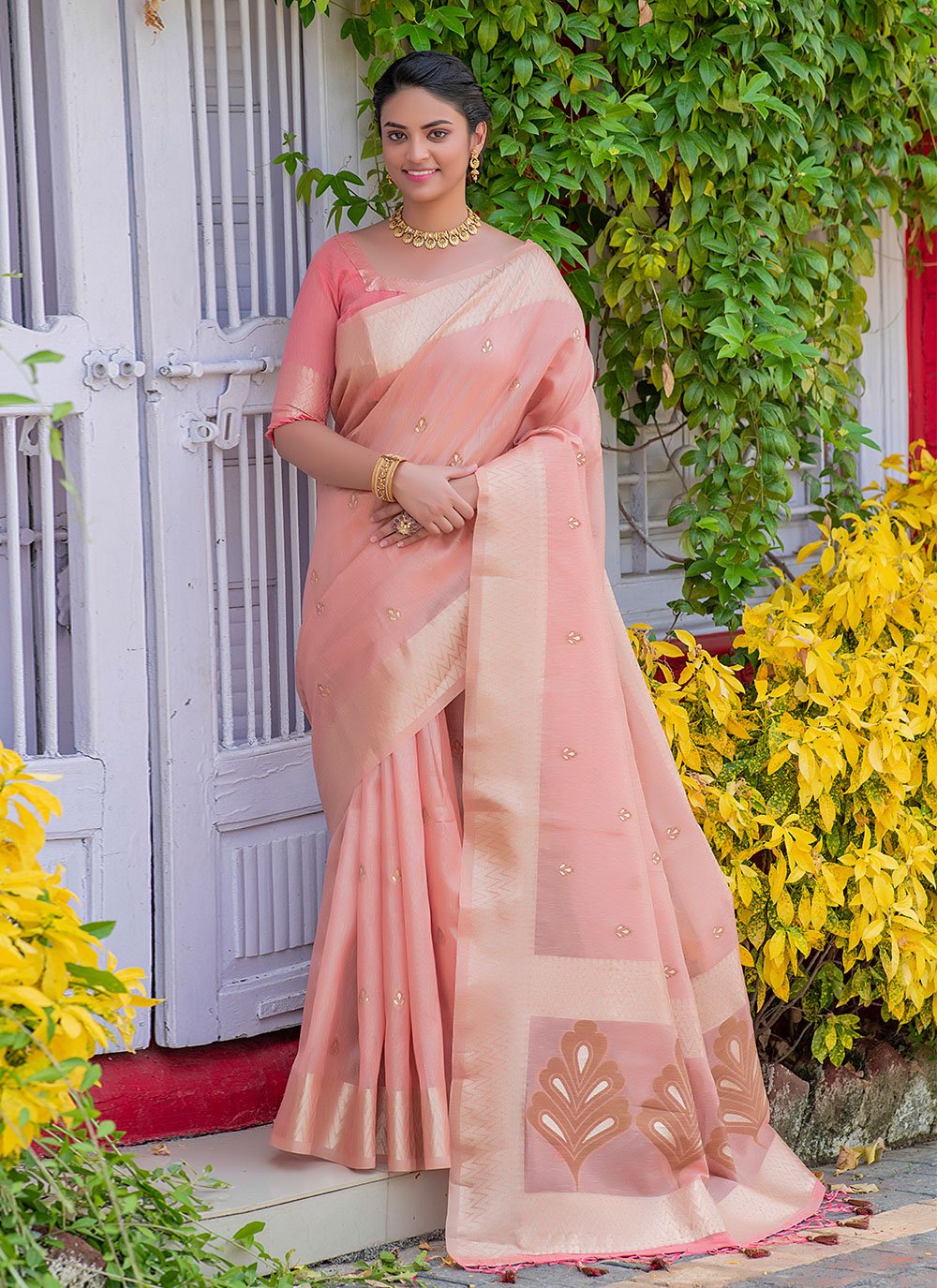 Classic Linen Tissue Pink Woven Saree