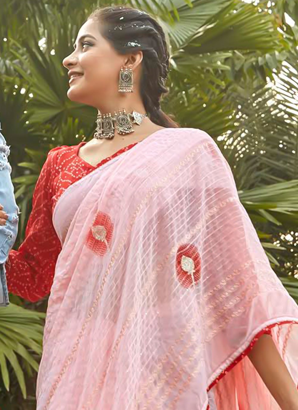 Trendy Saree Georgette Pink Embroidered Saree