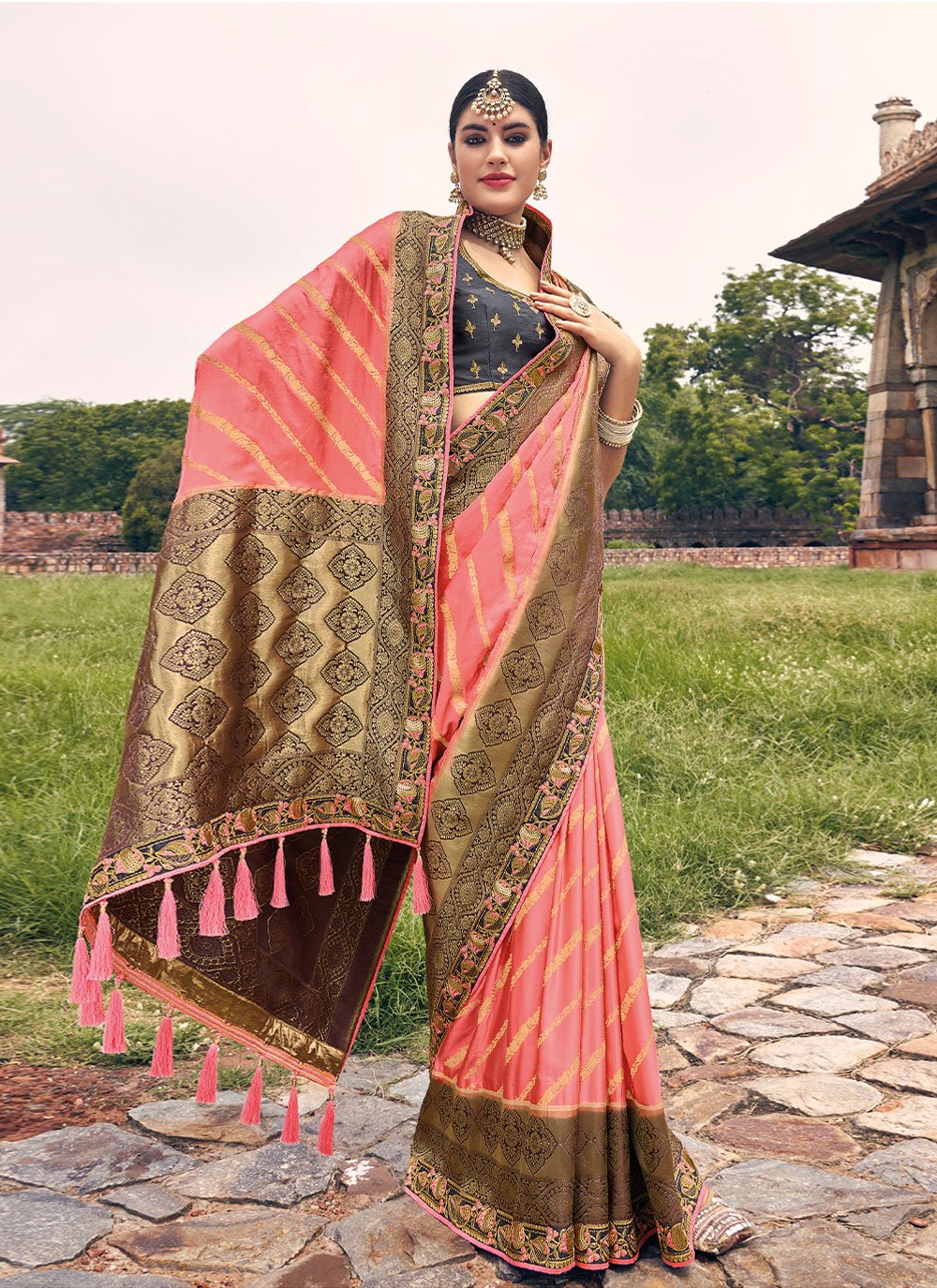 Contemporary Silk Pink Weaving Saree