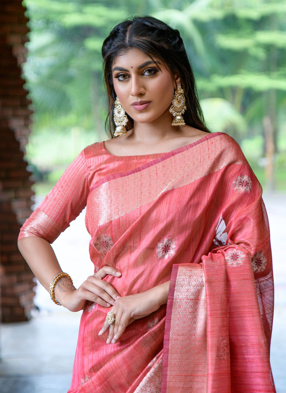 Trendy Saree Silk Pink Woven Saree