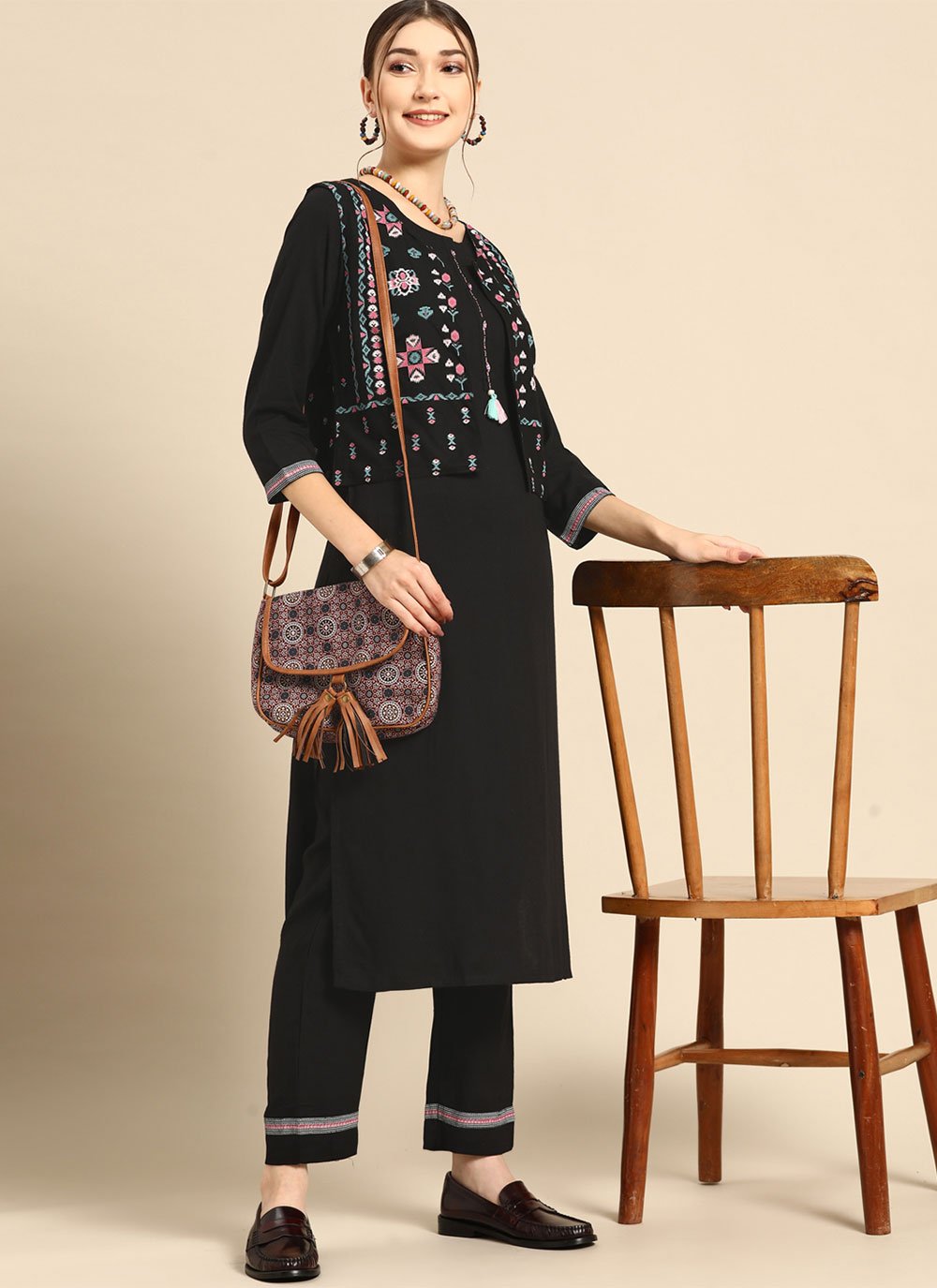 Designer Kurti Rayon Black Plain Kurtis