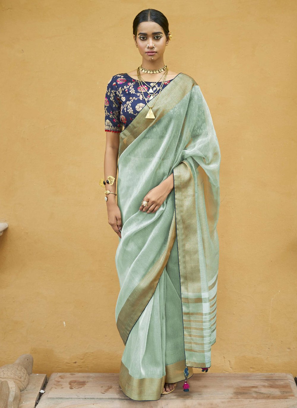 Trendy Saree Cotton Green Plain Saree