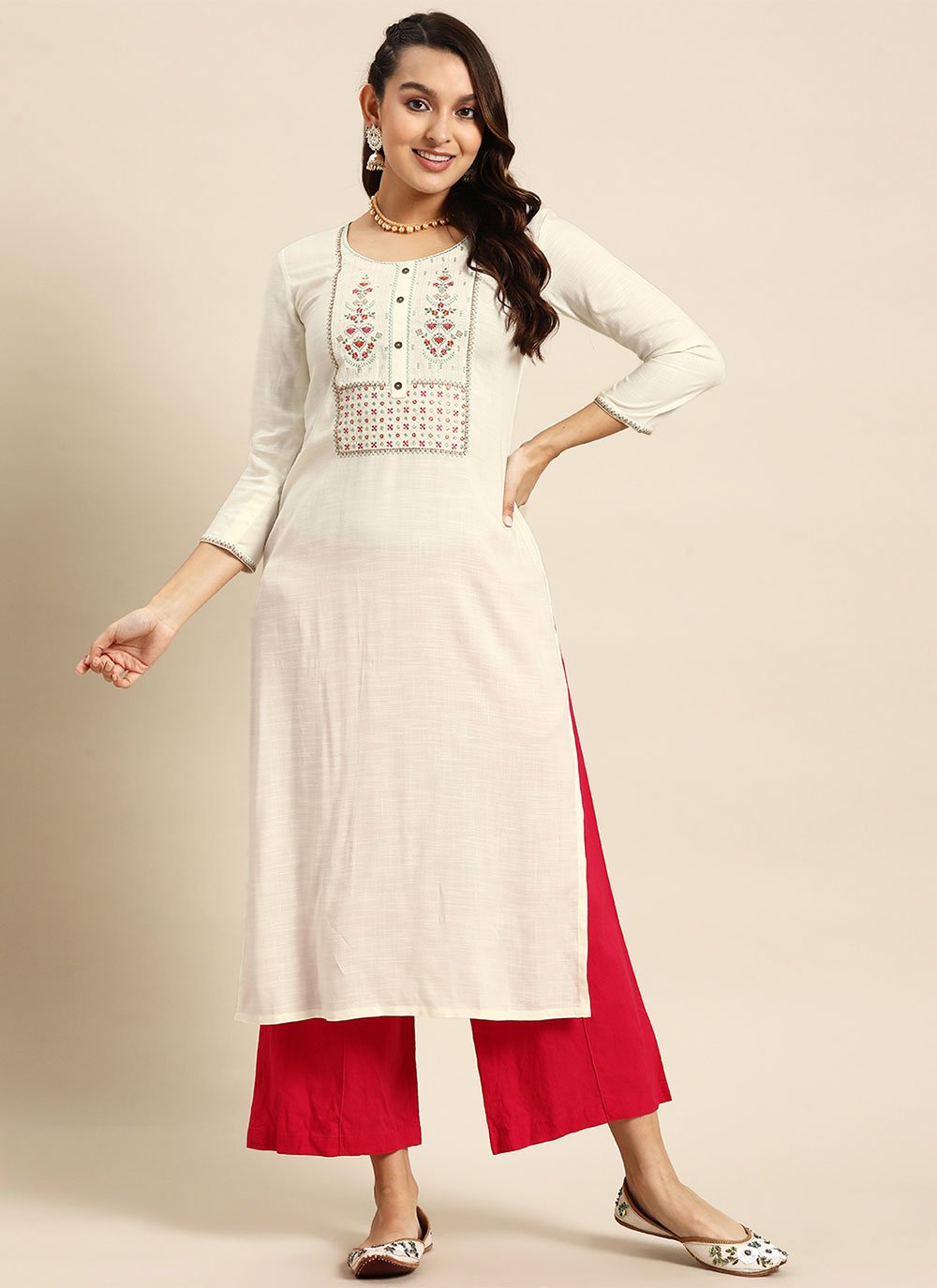 Casual Kurti Poly Rayon White Embroidered Kurtis