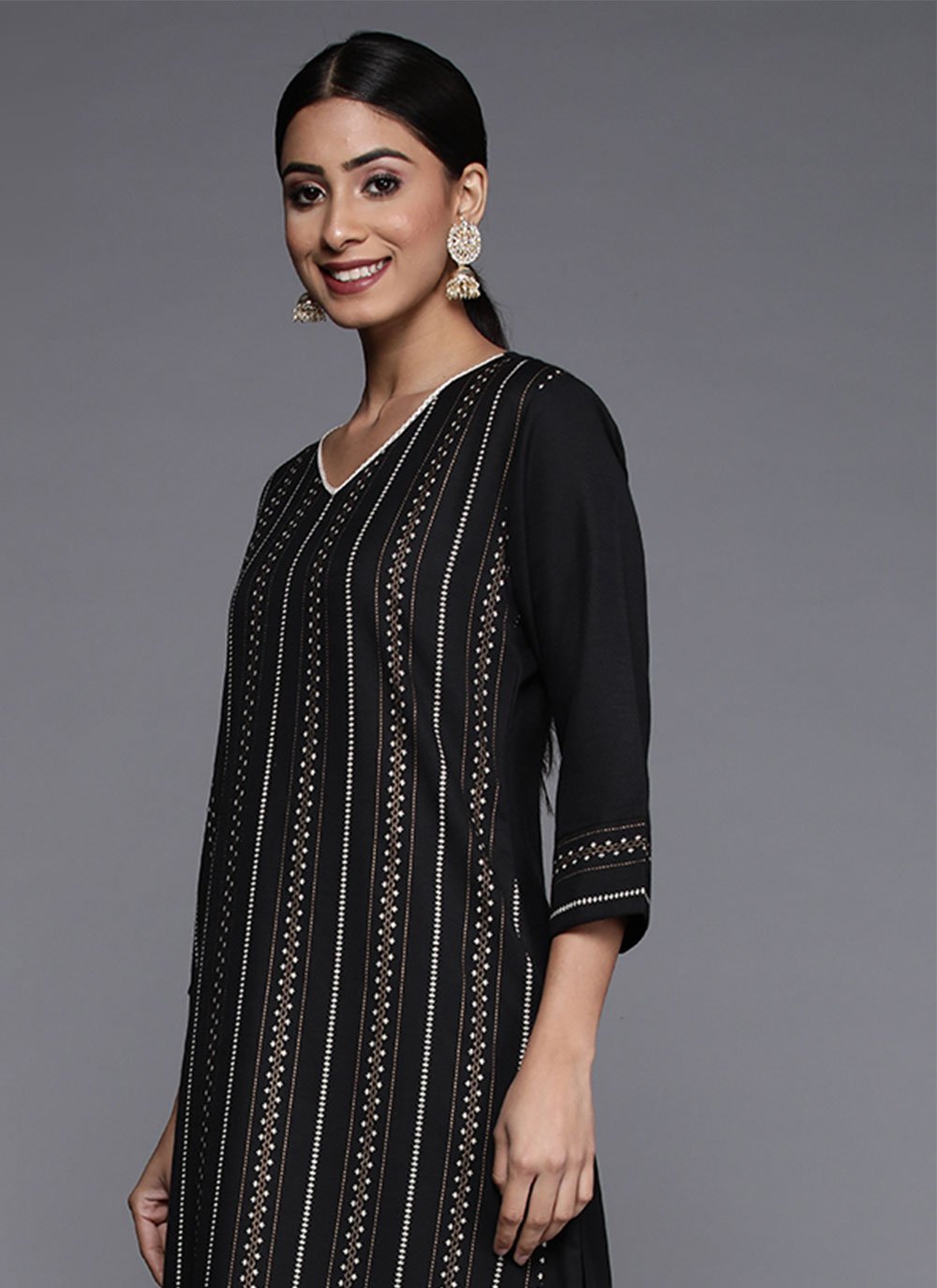 Designer Kurti Blended Cotton Black Print Kurtis